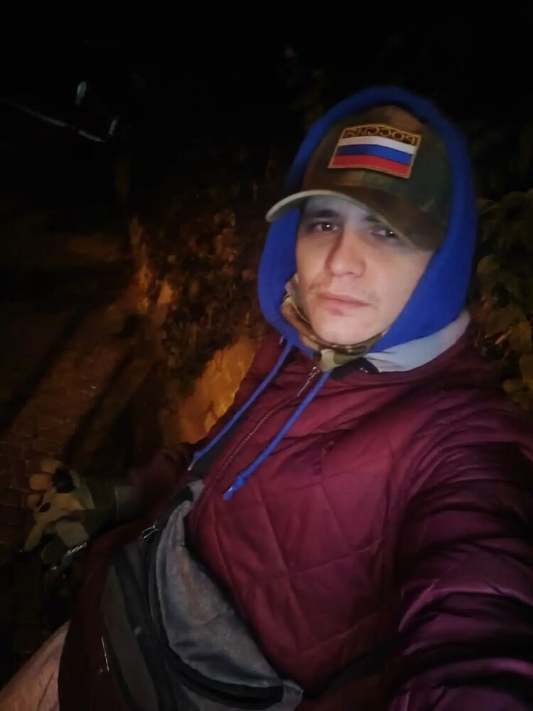  49590527  Kreigan, 30 ,    