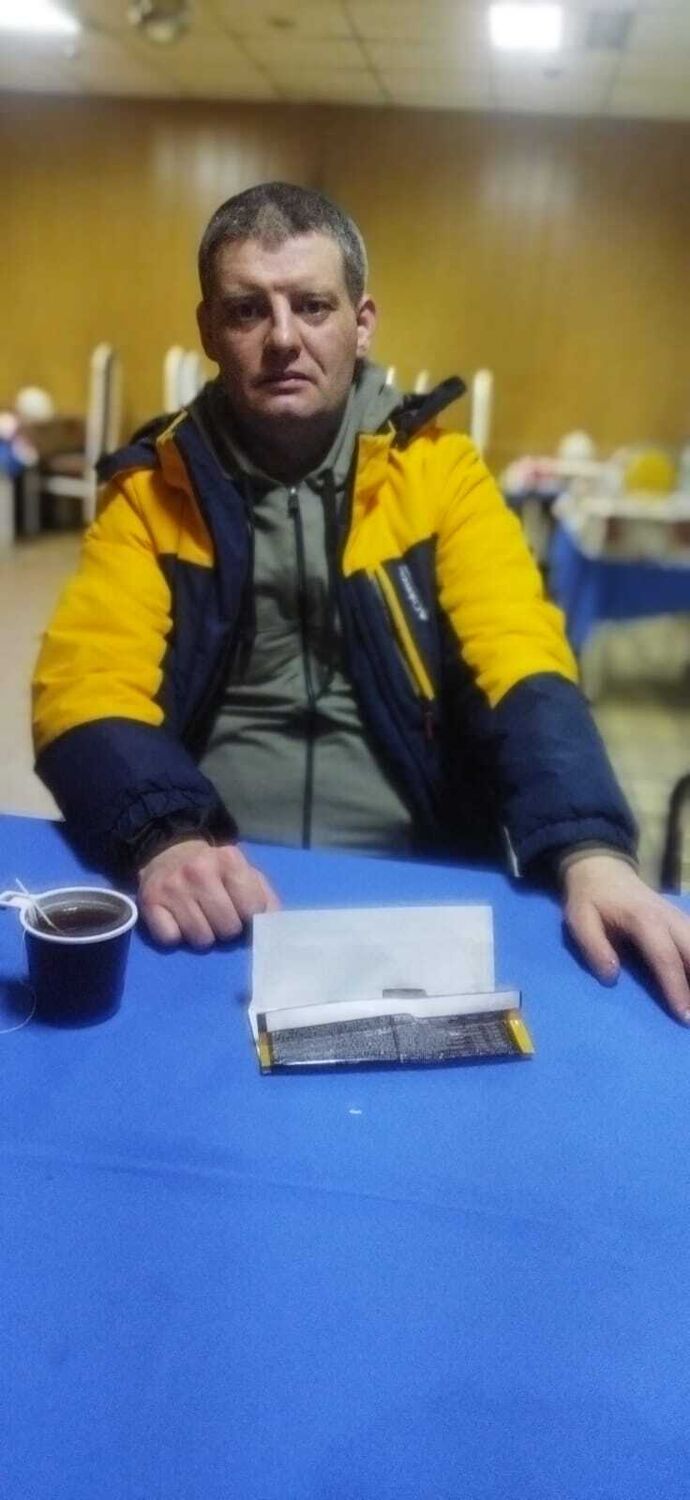  44065067  , 37 ,    