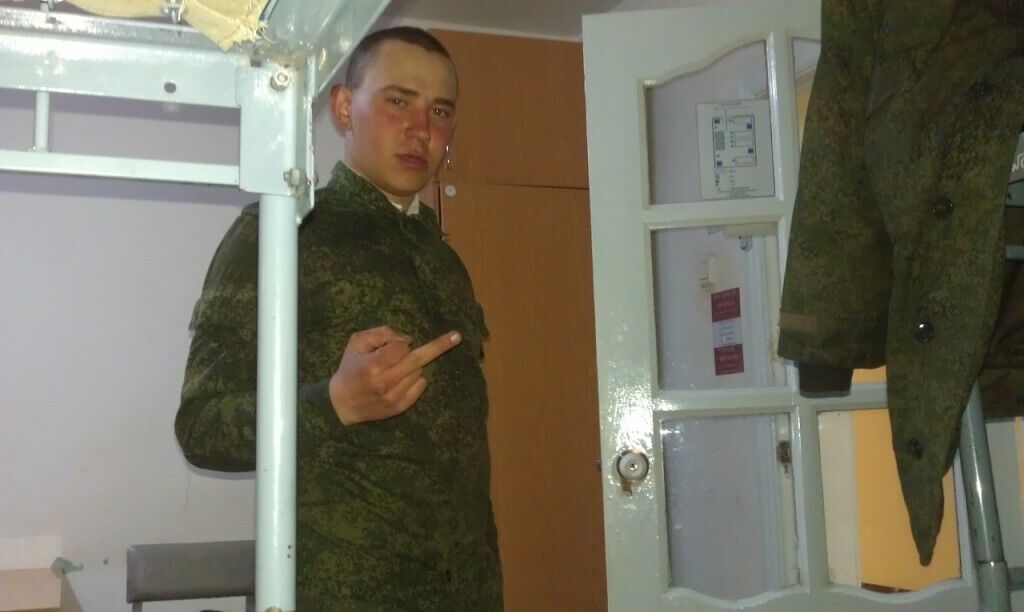  38061217  Falen angeL, 30 ,    