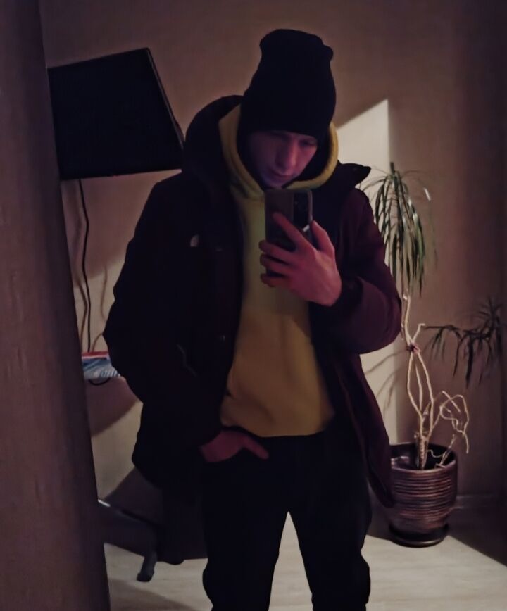  31779317  , 21 ,     