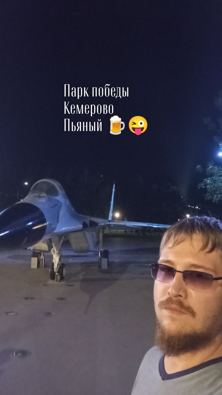  46572577  , 33 ,     