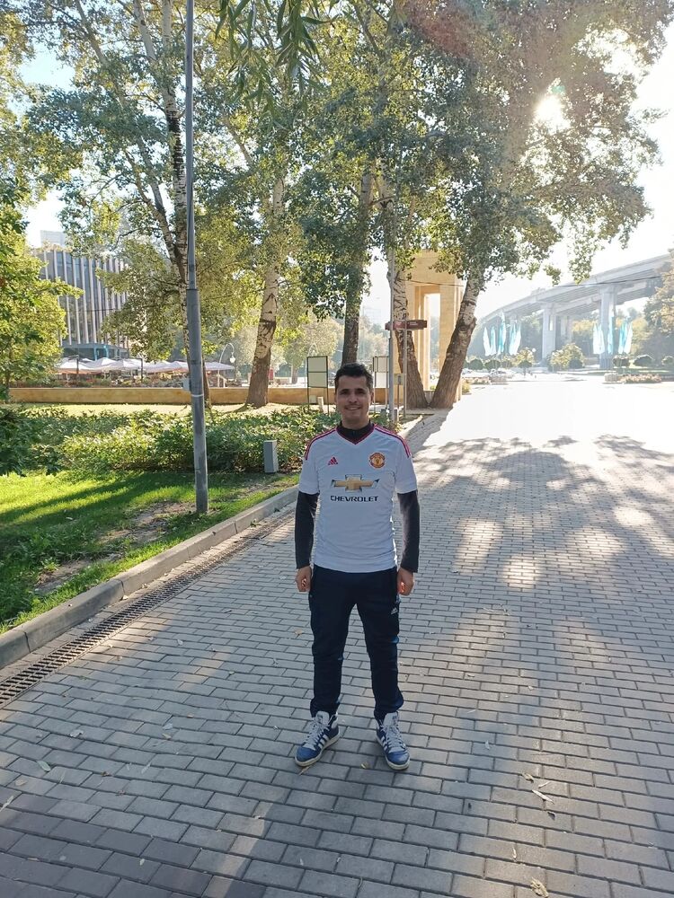  48747317  , 32 ,    