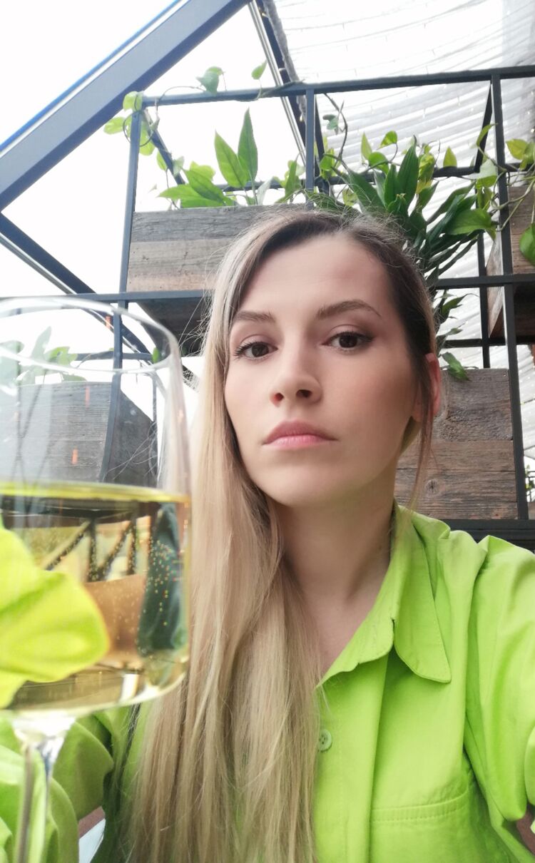  41213757  Mari, 34 ,    
