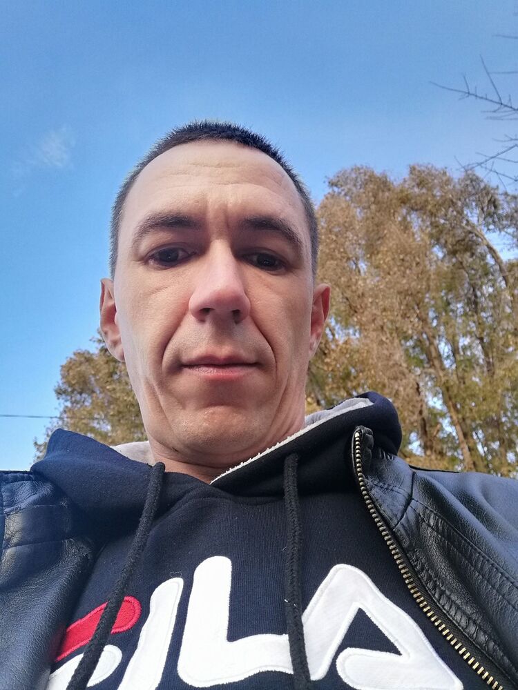  19496577  , 44 ,    