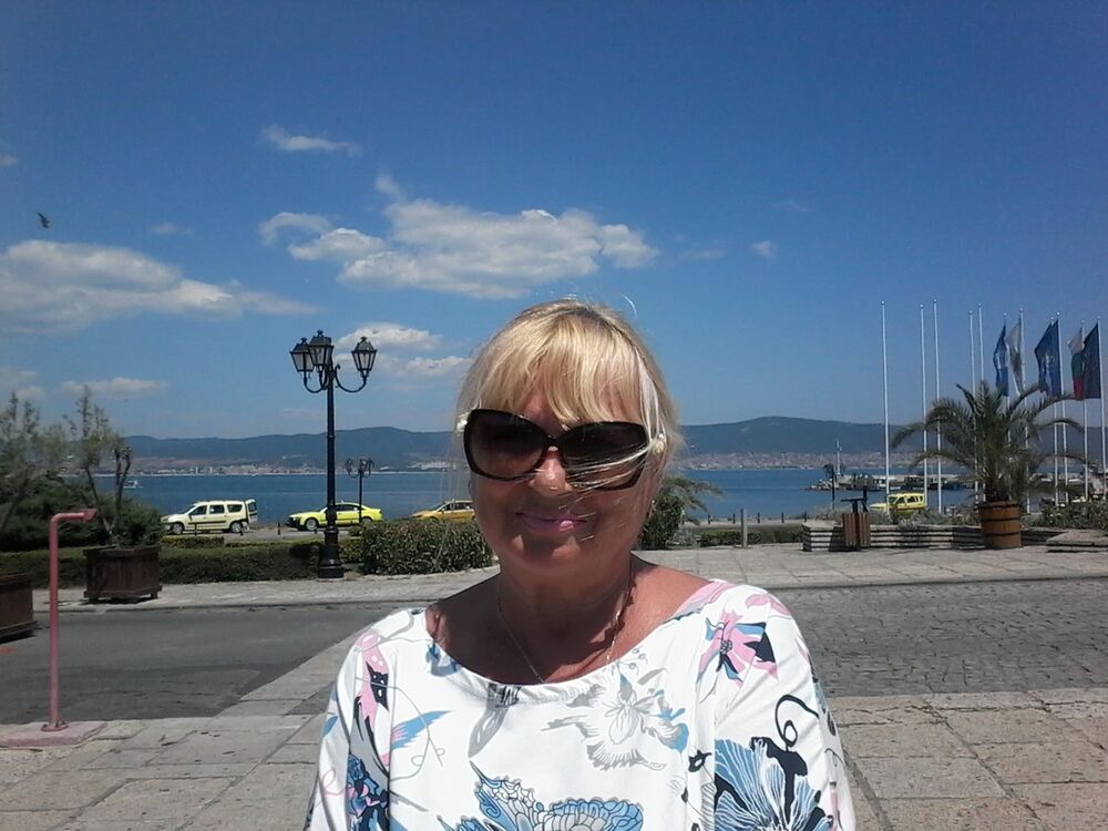  -,   Lara, 67 ,   ,   , c 