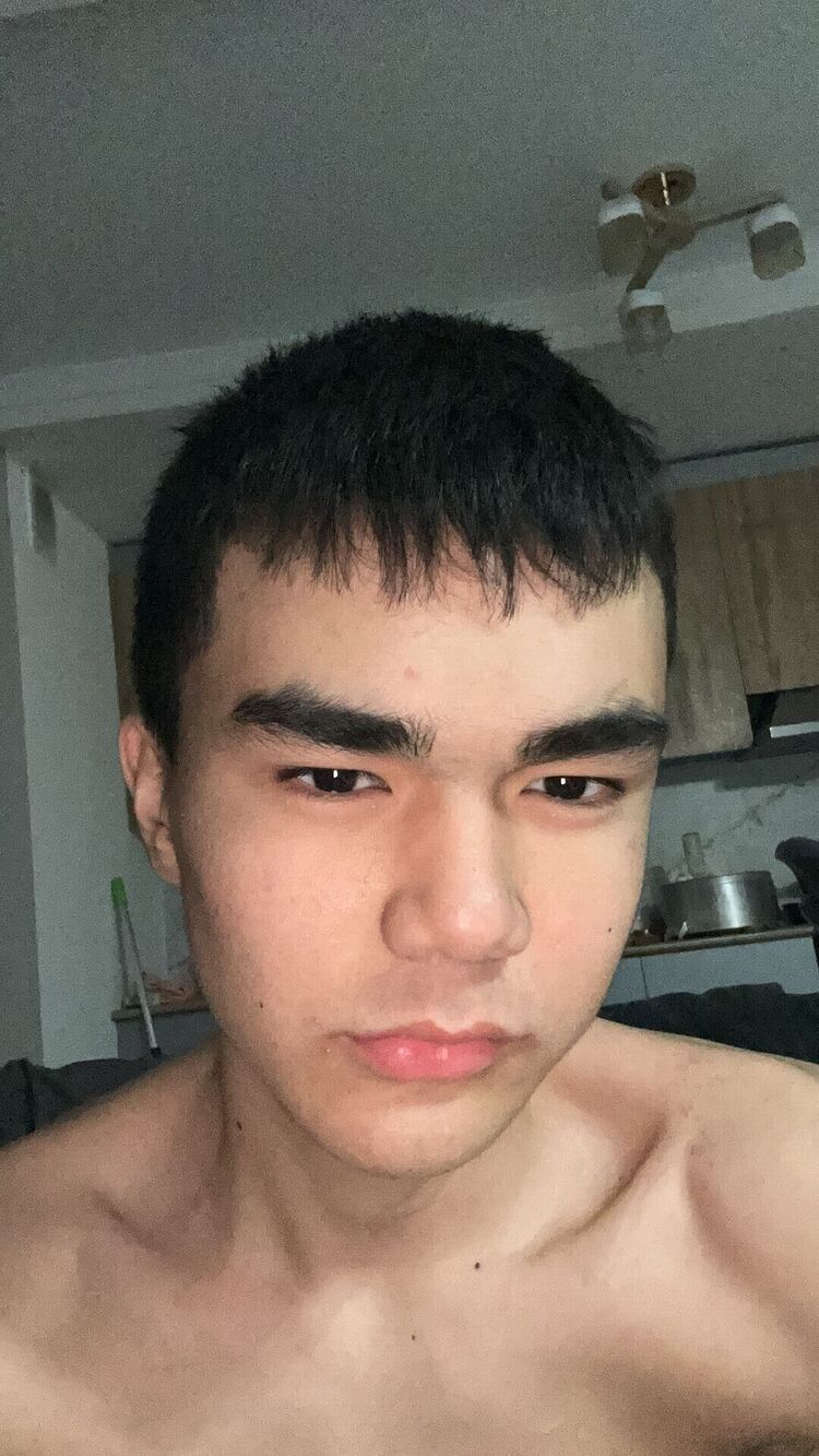  54060077  Beknur, 20 ,    