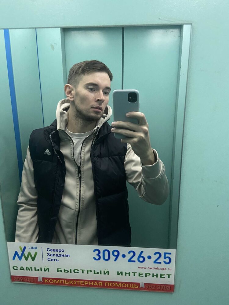  -,   Alex, 32 ,   ,   
