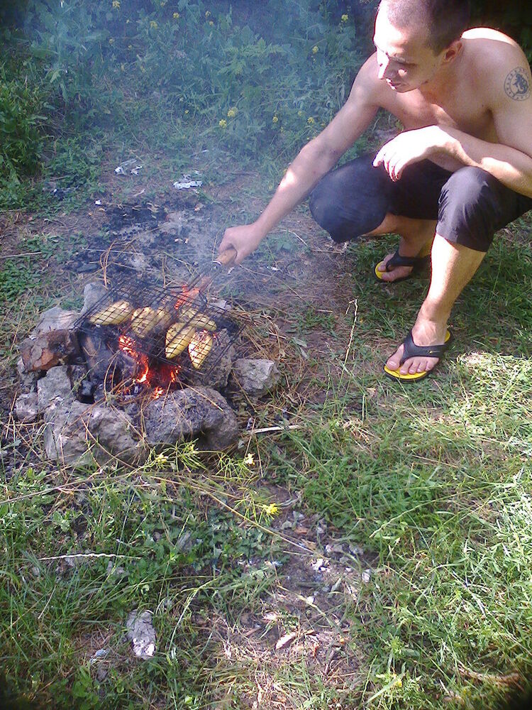  10456157  Sergey, 37 ,    