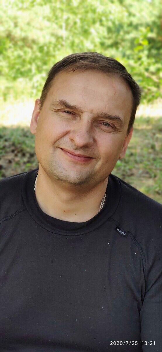  20742217  Lubomir, 51 ,    