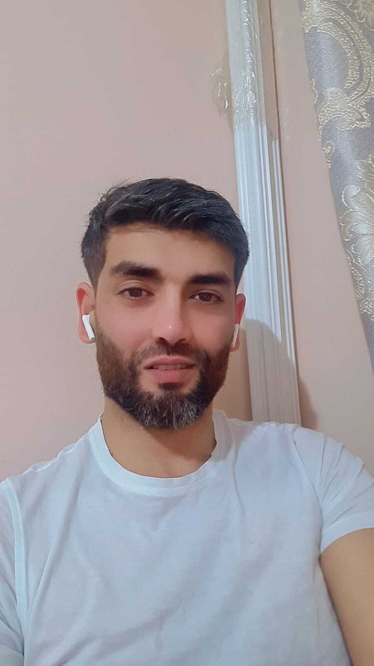  54693467  Akmal, 27 ,    -