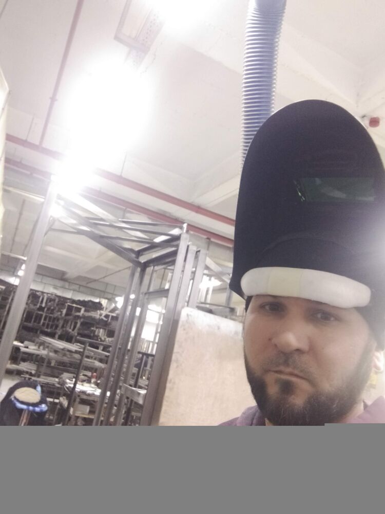  44018467  , 38 ,    
