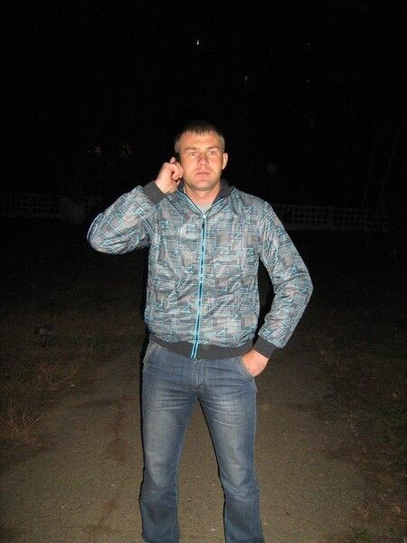  10449977  Djeriko, 38 ,    -