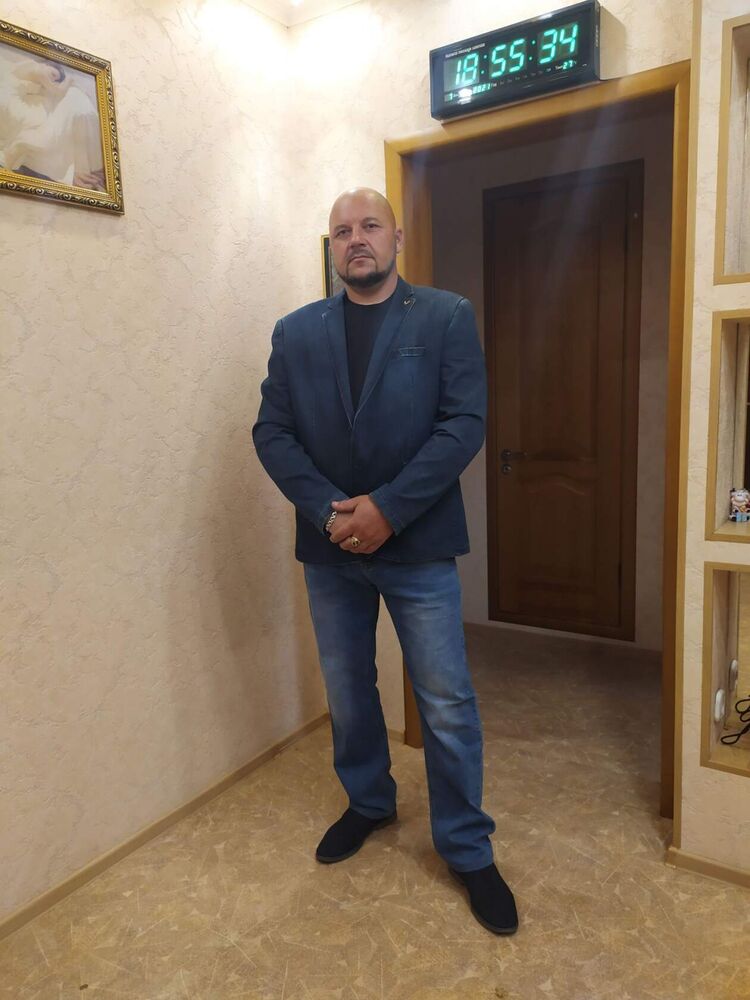  48712327  , 45 ,    