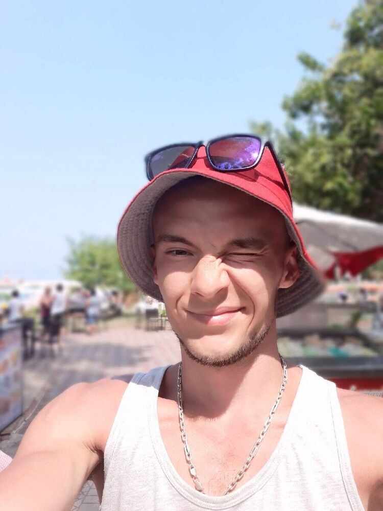  -,   Oleksandr, 30 ,   ,   , c 