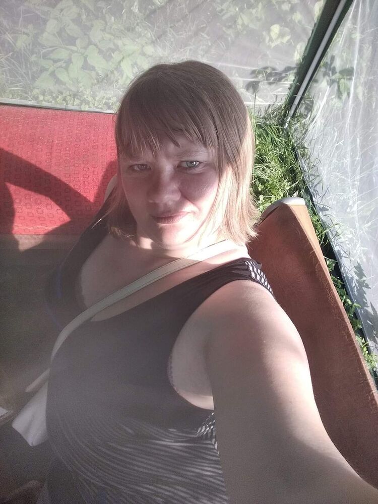  35597287  Elena, 35 ,    