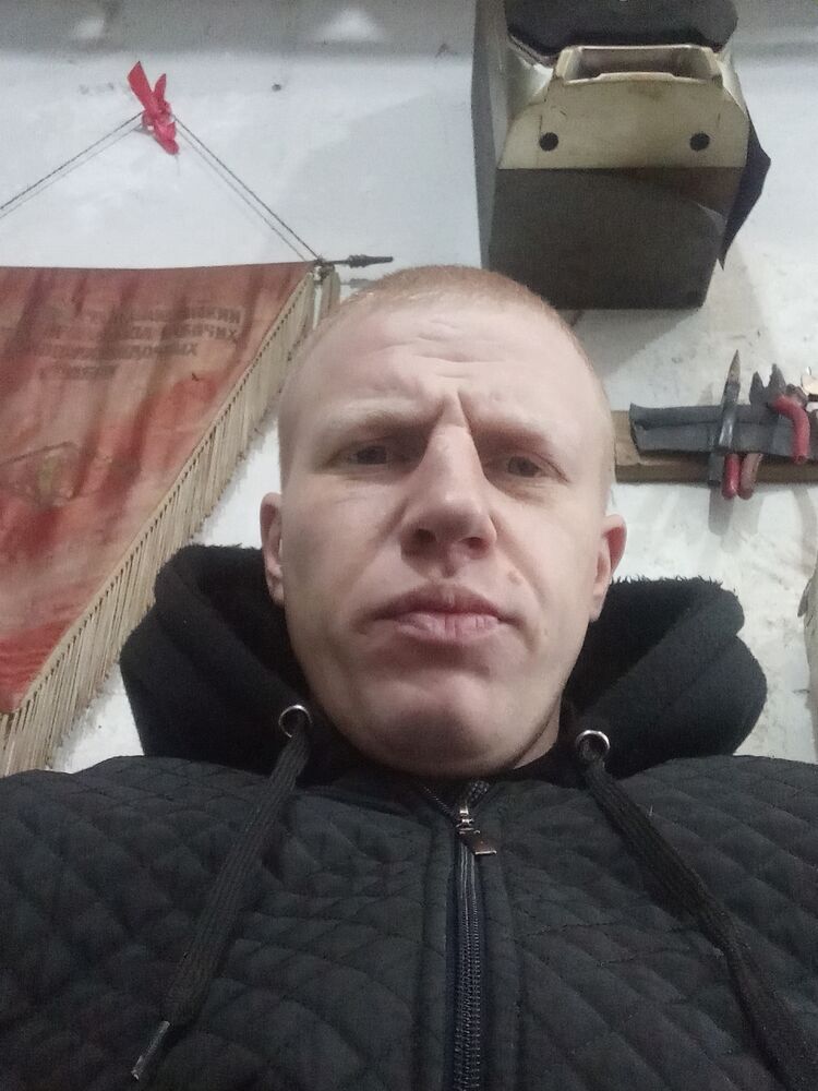  47745977  , 33 ,    