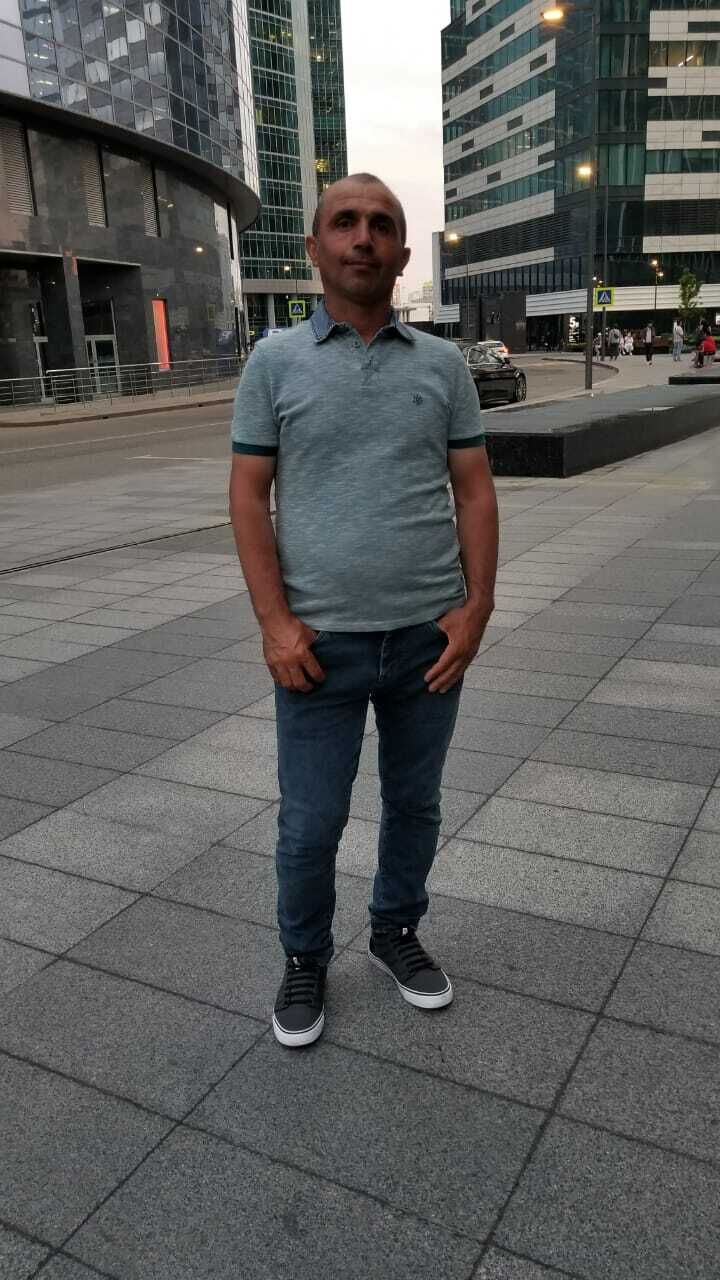 40344657  Mustafa, 47 ,    
