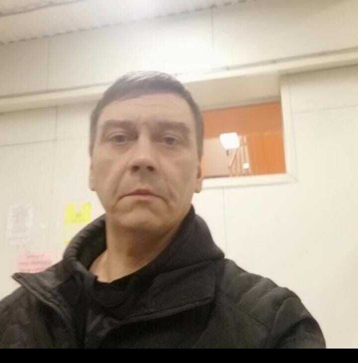  39479037  , 53 ,    