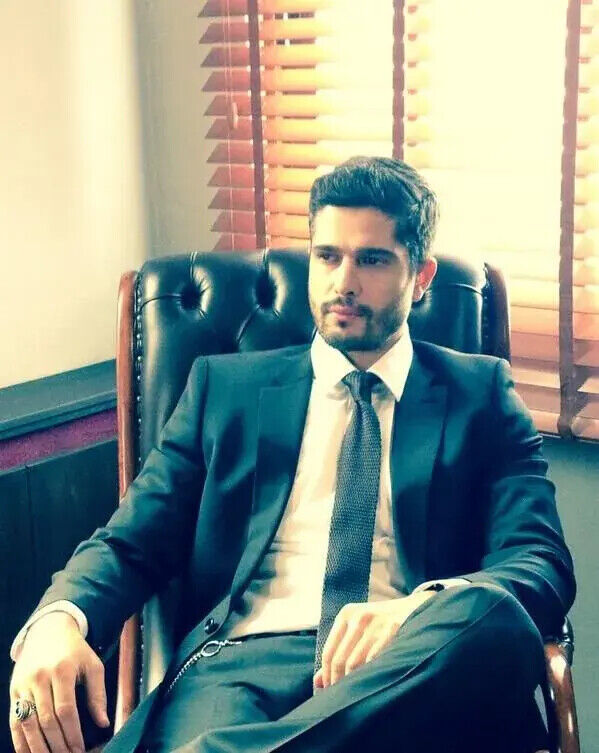  22007547  AmirXan, 37 ,    