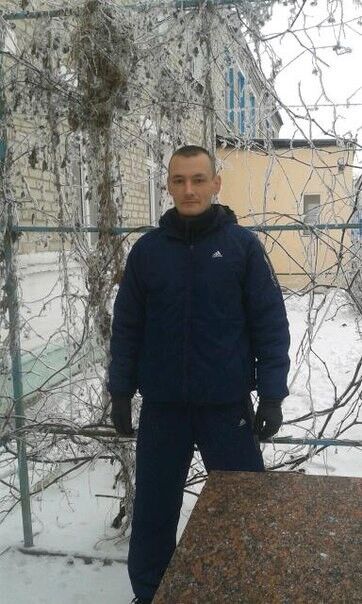  9517857  Vitalik, 45 ,    