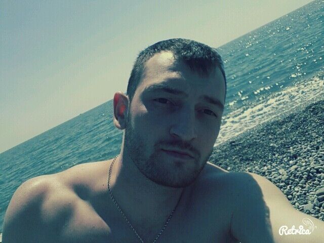  9948097  Ruslan, 35 ,    