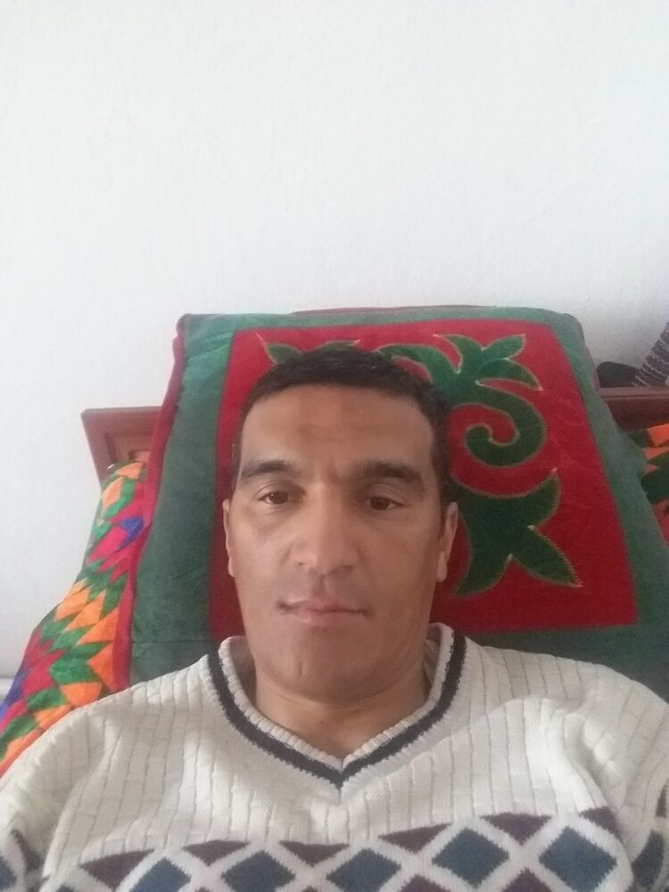  14146687  Farhat, 43 ,    