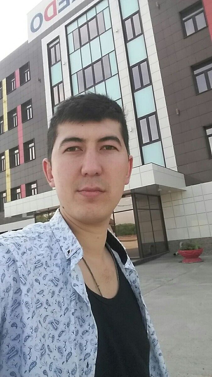  20328777  Xurbek, 30 ,    