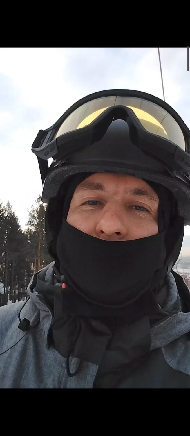  43812867  Alexander, 39 ,    