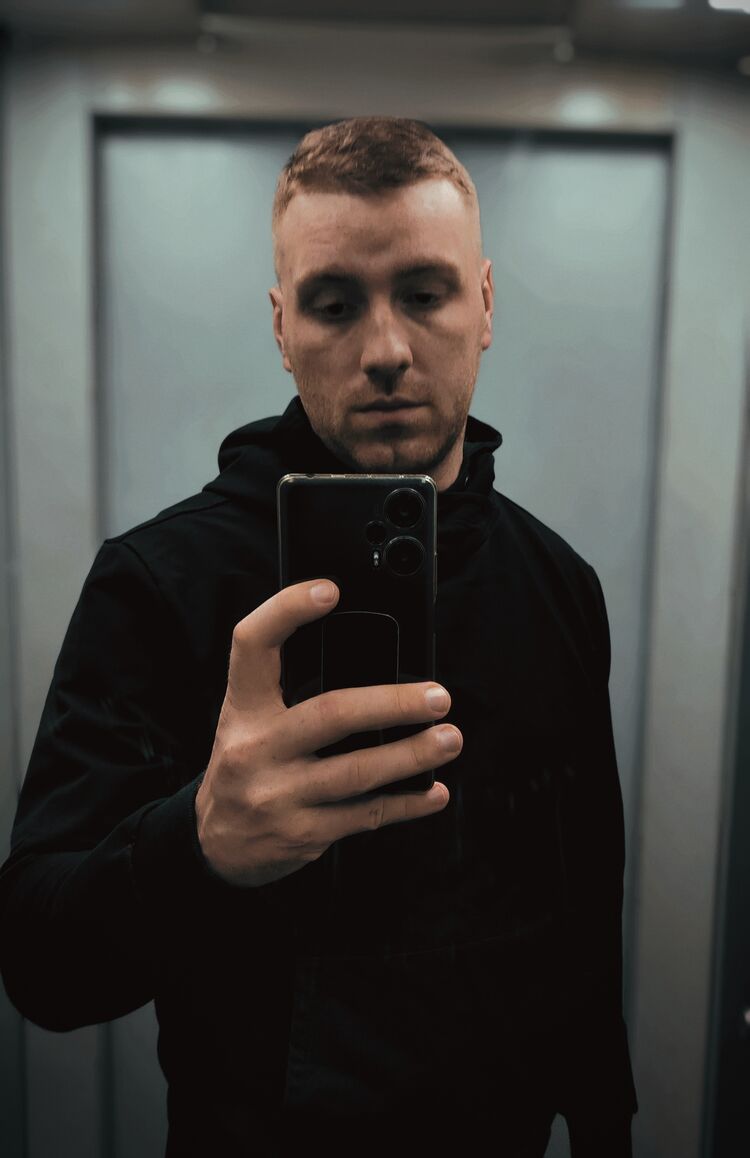  49819007  , 31 ,    