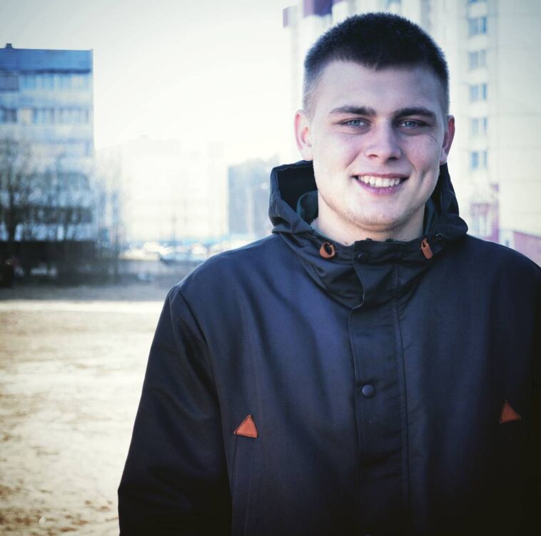 Andrychow,   , 28 ,   ,   
