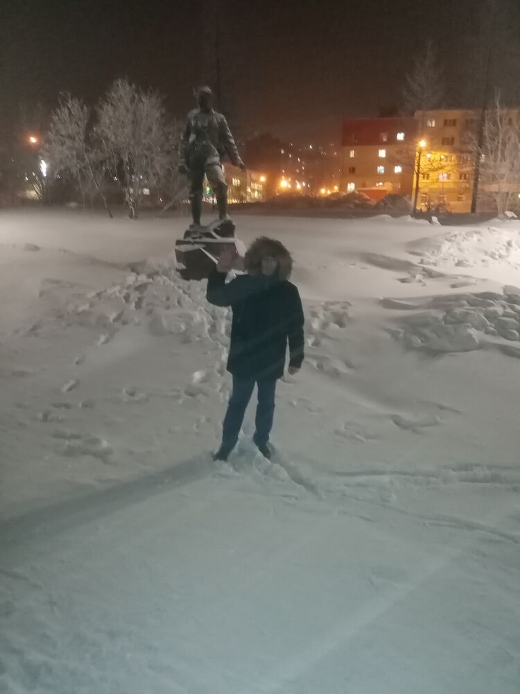  29683827  , 49 ,    