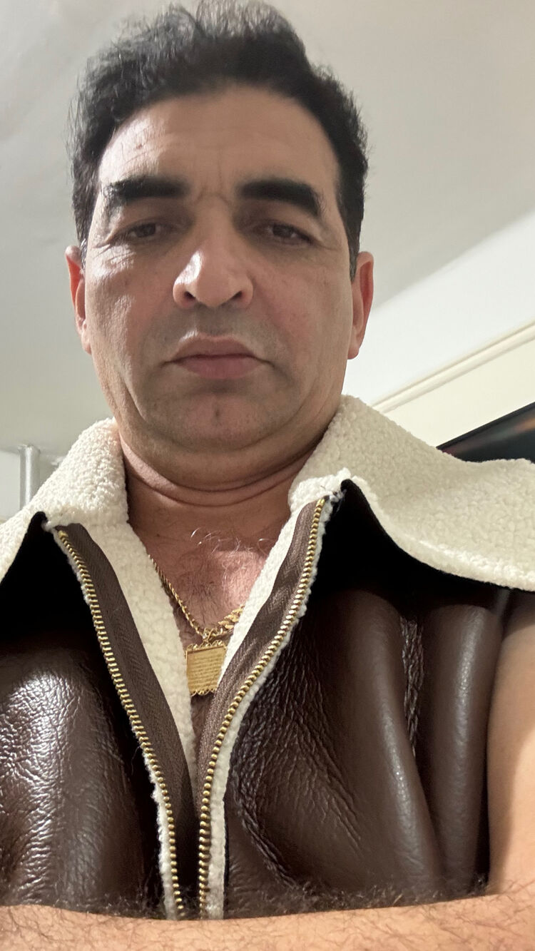  53317247  Daler, 48 ,    