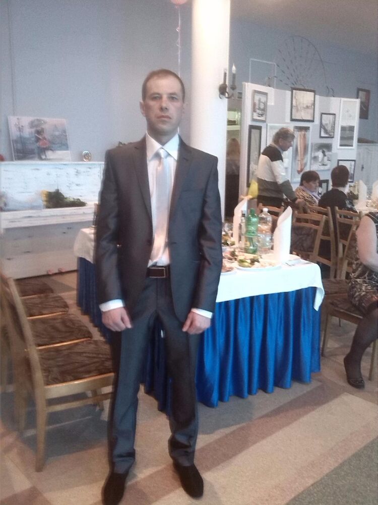  46996437  , 48 ,    