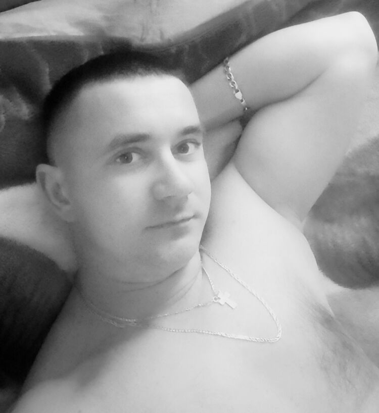  37403907  , 35 ,    