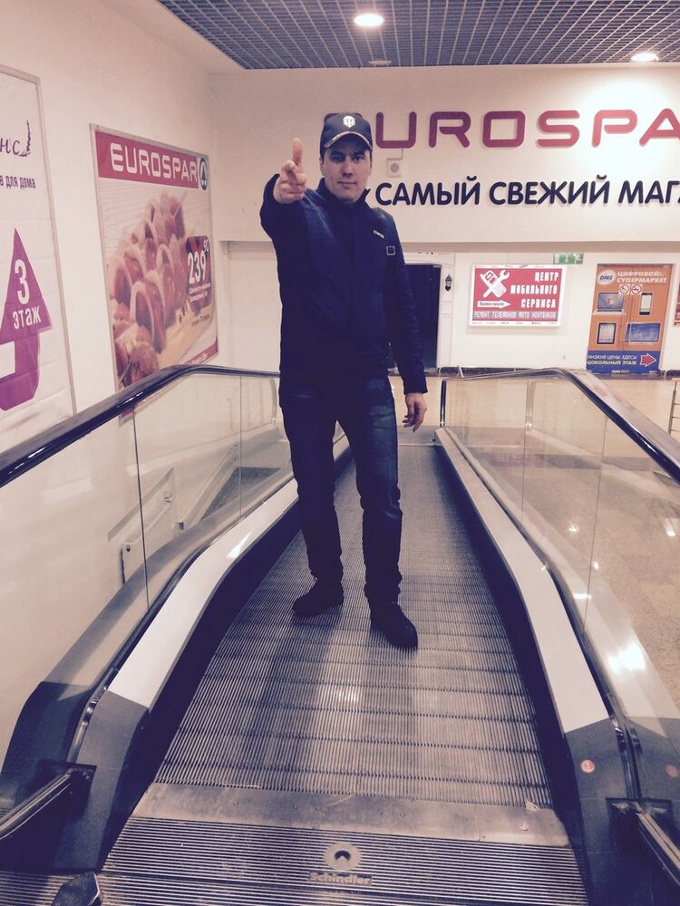   ,   Bayram, 37 ,   , 