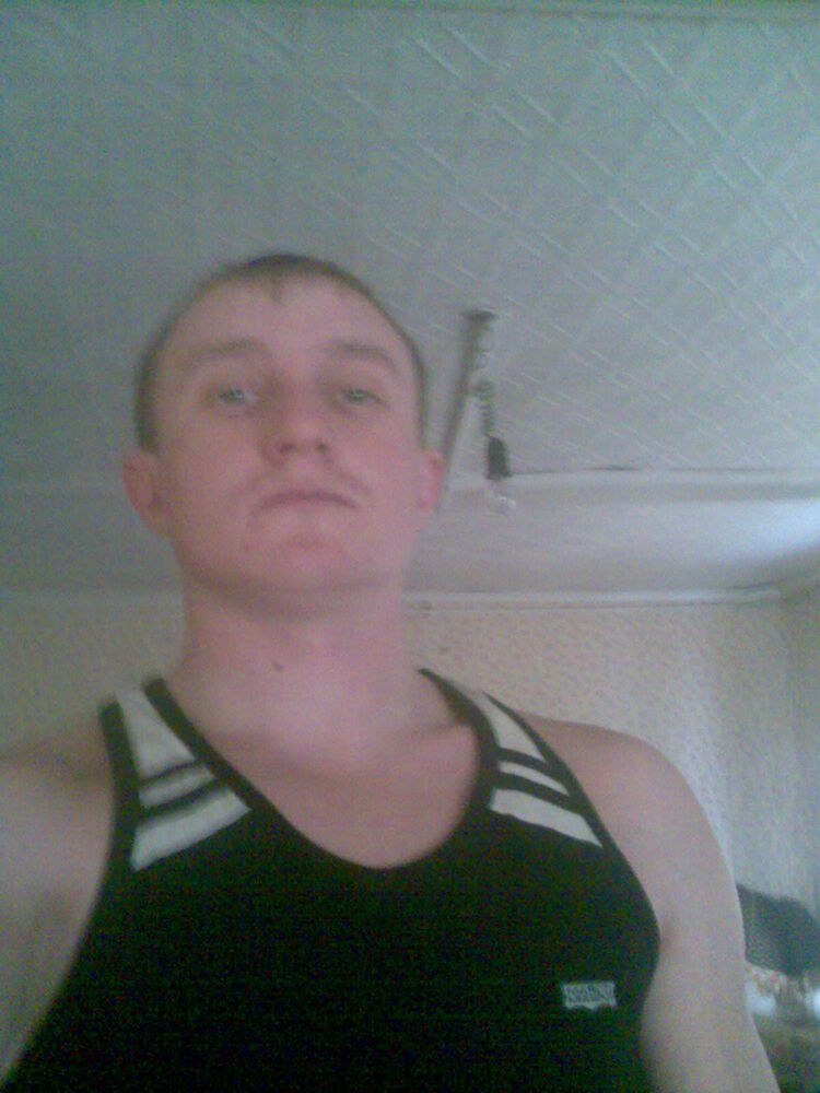  42806687  Alexander, 37 ,    