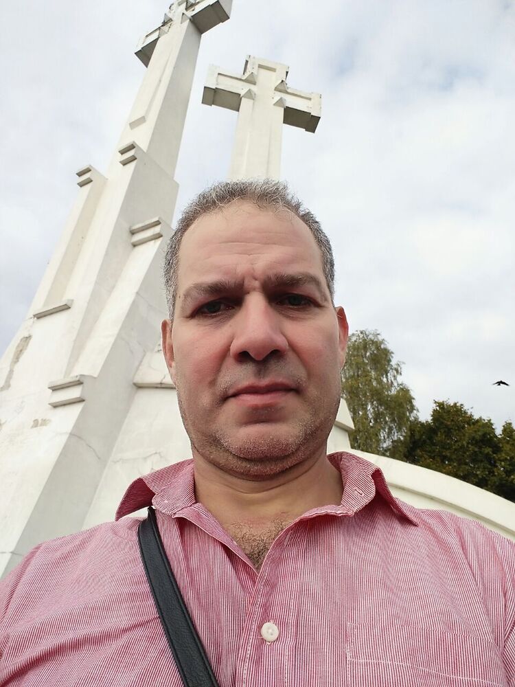  26840577  Ayman, 58 ,    Az Zaqaziq