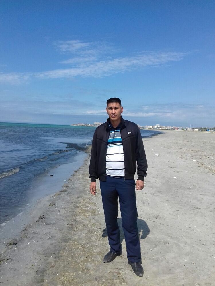  17550987  Ayan, 43 ,    