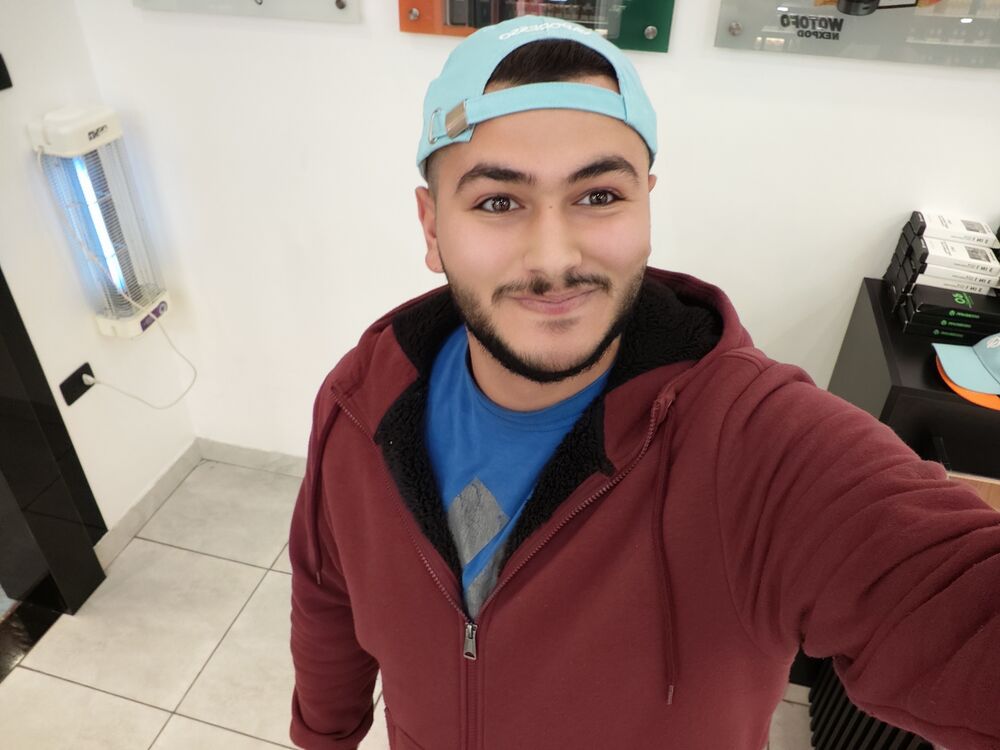  51994987  MOHAMMAD, 21 ,    