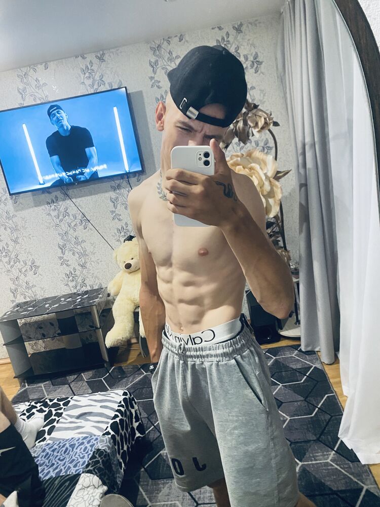  45187037  , 21 ,    