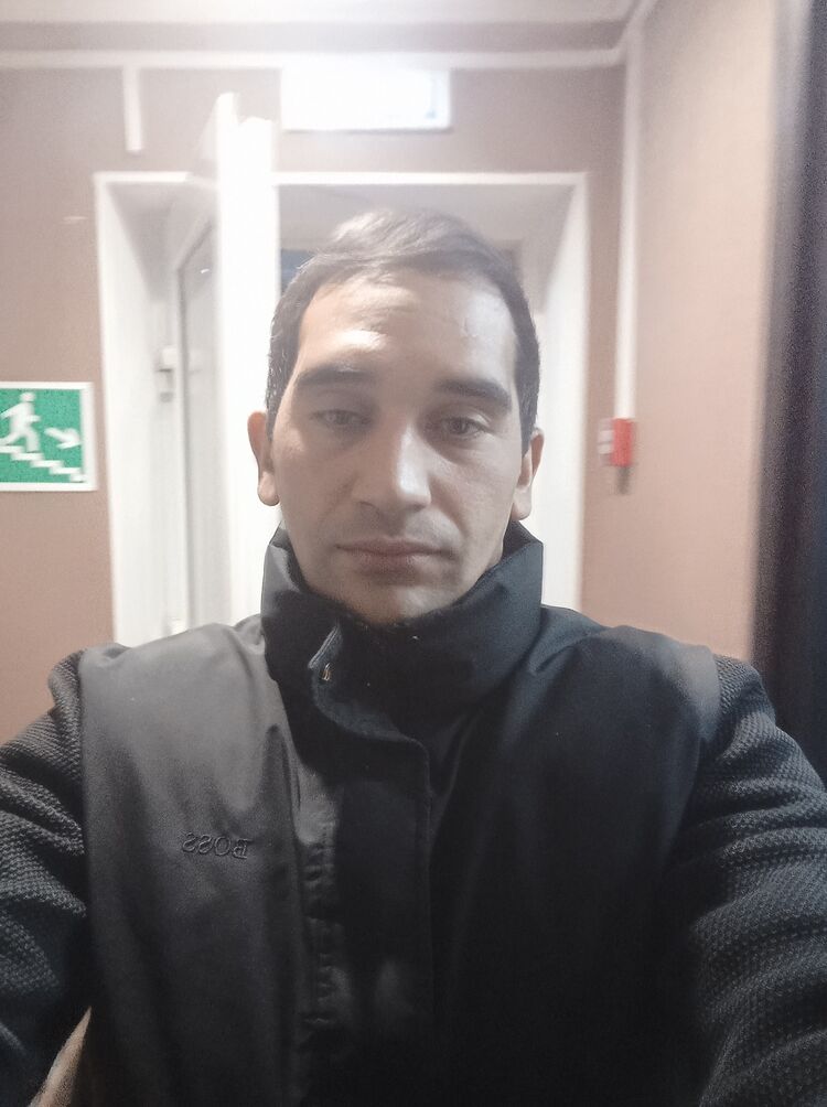  47956437  , 32 ,    