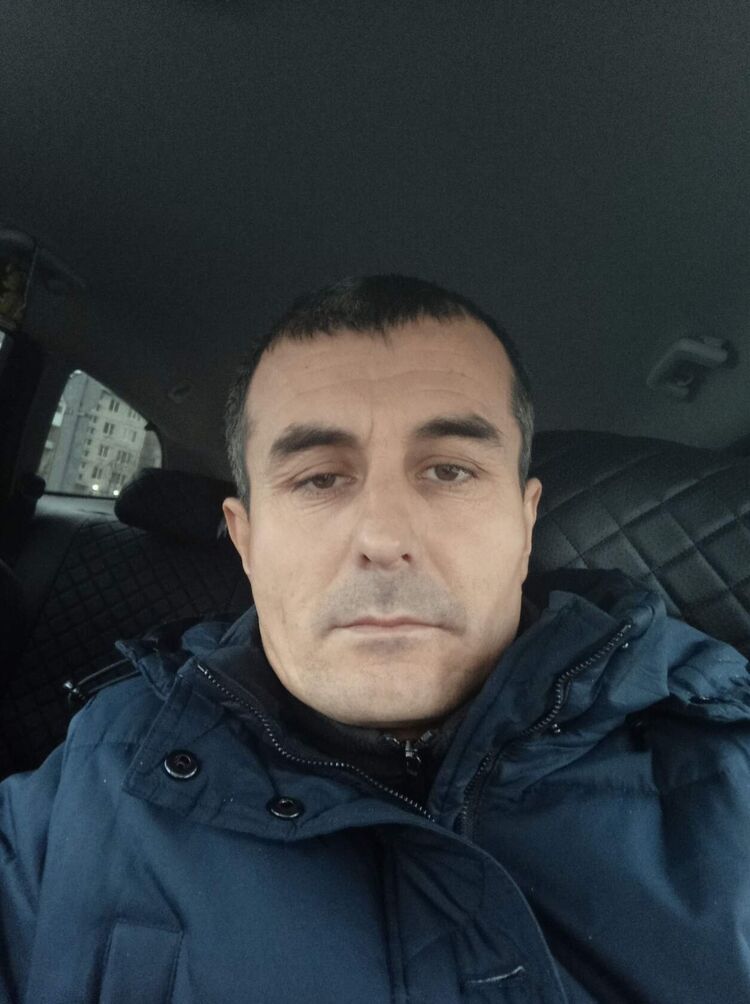  53821317  Ali, 41 ,    -