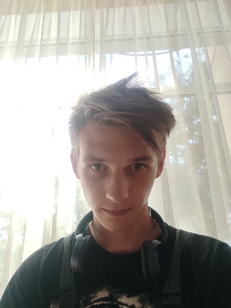  ,   Sasha, 21 ,     , c 