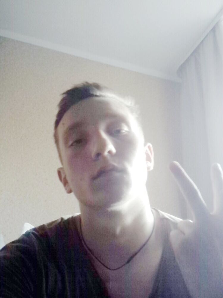  7799537  , 28 ,    