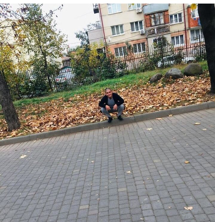  46898667  , 34 ,    