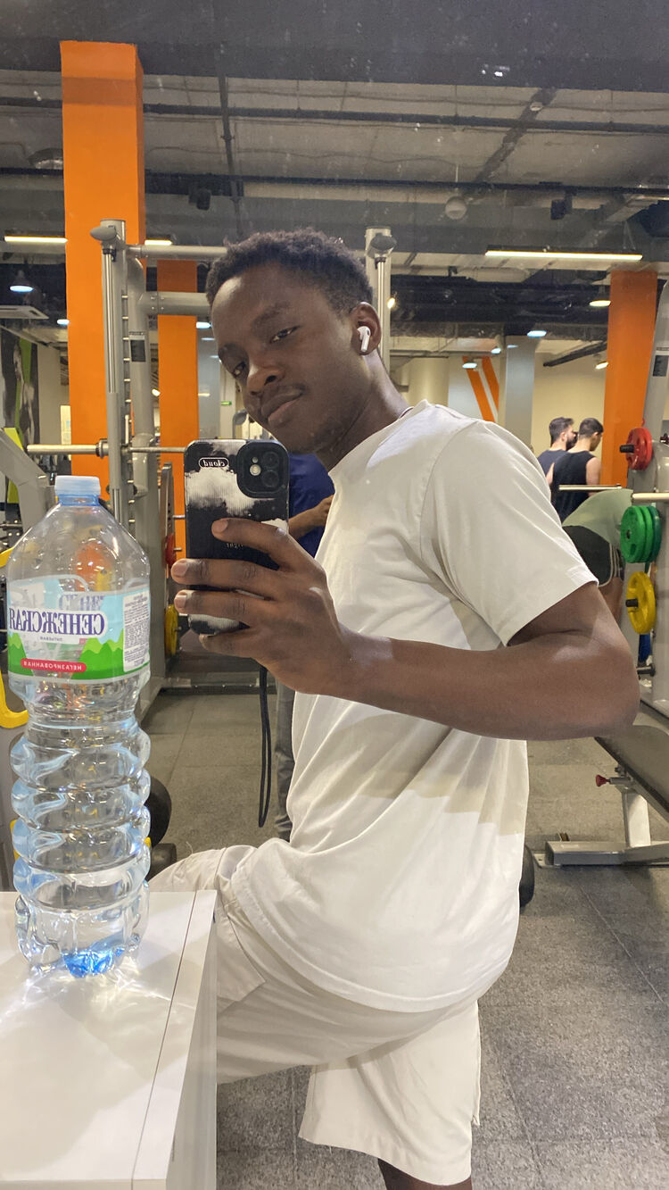  52856207  Amen, 20 ,    