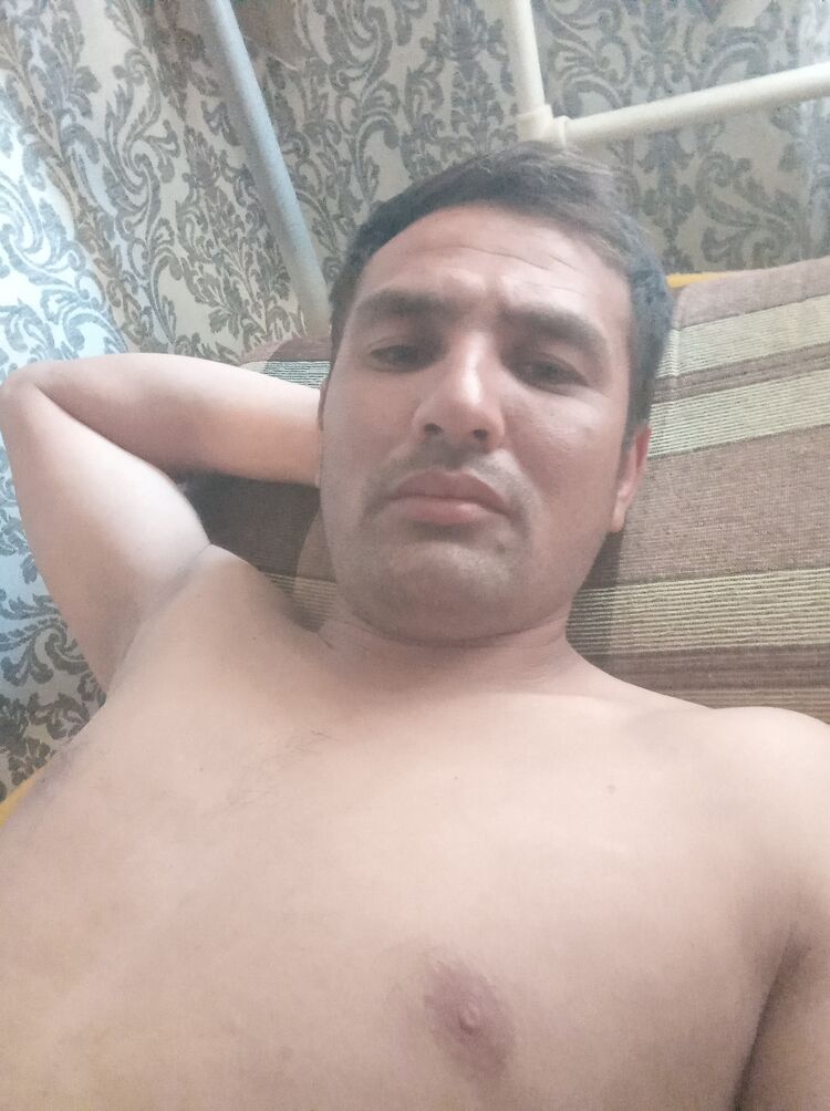  35747207  Temur, 35 ,    