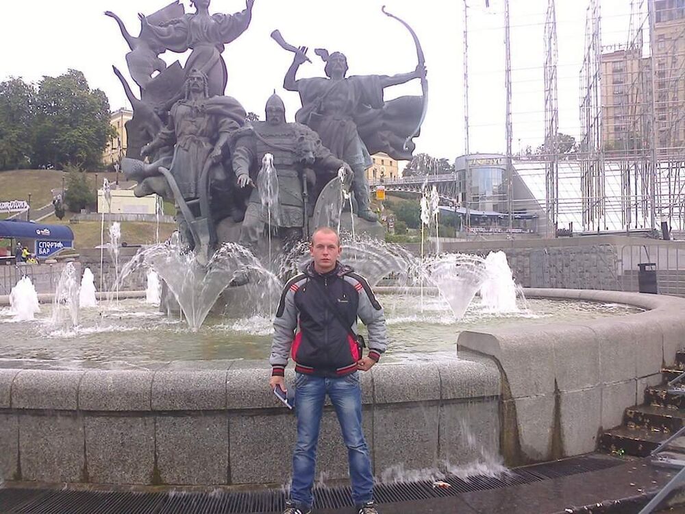  ,   Igor, 35 ,   ,   , c 