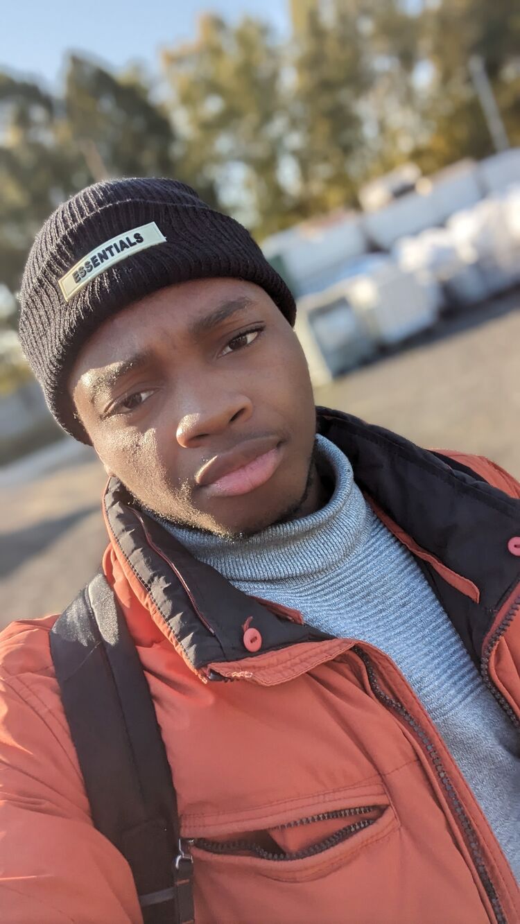  ,   Raphael, 25 ,   ,   