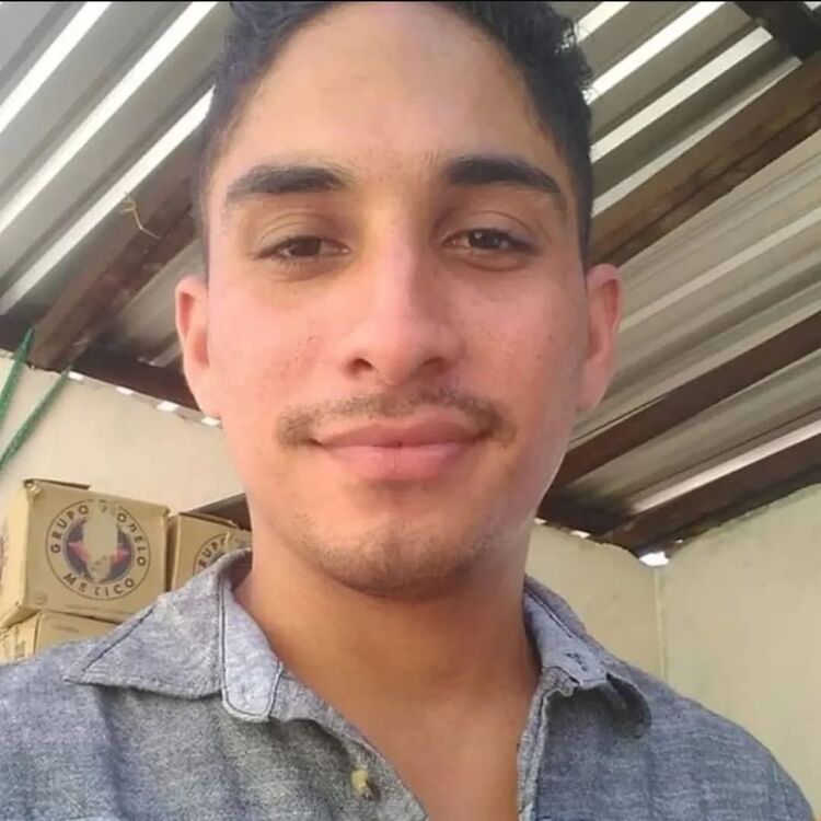  ,   Juan Carlos, 28 ,   ,   